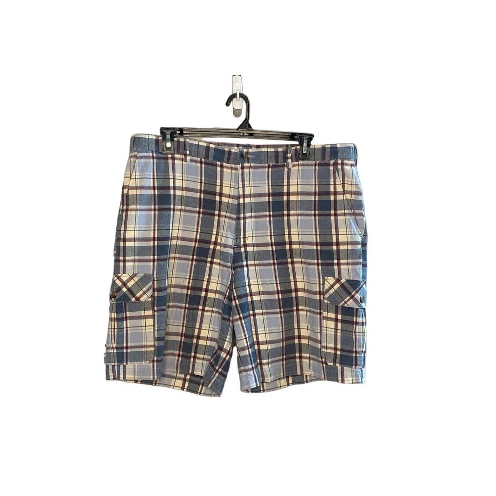Geoffrey Beene Shorts men's Size 42 flat front plaid cargo Shorts